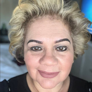 Meet your Posher, Angelique